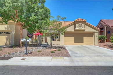 Fully remodeled 2 bed, 2 bath townhome in Sun City Summerlin! on Highland Falls Golf Club in Nevada - for sale on GolfHomes.com, golf home, golf lot