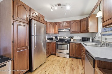 Don't miss this lovely move-in-ready 3 bedrooms, 2.5 bath home on Pocono Farms Country Club in Pennsylvania - for sale on GolfHomes.com, golf home, golf lot