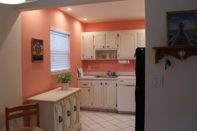 Welcome to your new home in Kings Point!This bright and spacious on Addison Reserve in Florida - for sale on GolfHomes.com, golf home, golf lot