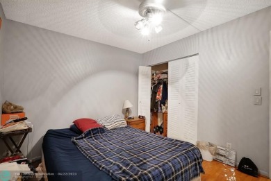 Great investment opportunitly !! This 2 bed /2 bath features on Flamingo Lakes Country Club in Florida - for sale on GolfHomes.com, golf home, golf lot