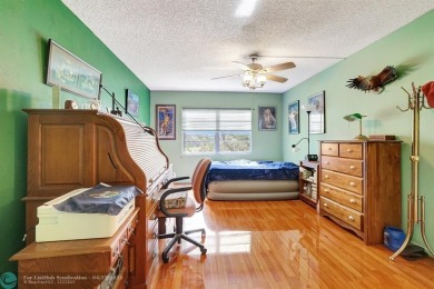 Great investment opportunitly !! This 2 bed /2 bath features on Flamingo Lakes Country Club in Florida - for sale on GolfHomes.com, golf home, golf lot
