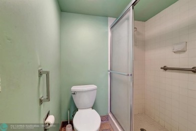 Great investment opportunitly !! This 2 bed /2 bath features on Flamingo Lakes Country Club in Florida - for sale on GolfHomes.com, golf home, golf lot
