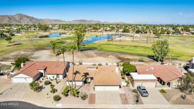 Ahwatukee retirement almost 2300 square foot, 4 bedroom, 2 bath on The Lakes at Ahwatukee in Arizona - for sale on GolfHomes.com, golf home, golf lot