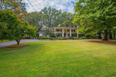 CLASSIC STYLE and SOUTHERN CHARM are evident. In this Pleasant on Pleasant Valley Country Club in Arkansas - for sale on GolfHomes.com, golf home, golf lot