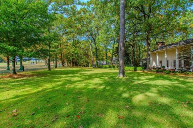 CLASSIC STYLE and SOUTHERN CHARM are evident. In this Pleasant on Pleasant Valley Country Club in Arkansas - for sale on GolfHomes.com, golf home, golf lot