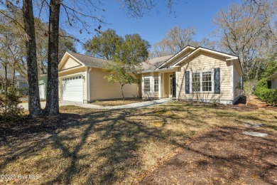 Charming Home on the 3rd Fairway in Lockwood Folly!

Nestled on Lockwood Folly Country Club in North Carolina - for sale on GolfHomes.com, golf home, golf lot