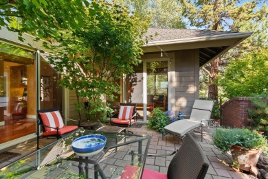 Custom single-level home located on a private gated cul-de-sac on Eagle Crest Golf Resort - Resort Course in Oregon - for sale on GolfHomes.com, golf home, golf lot