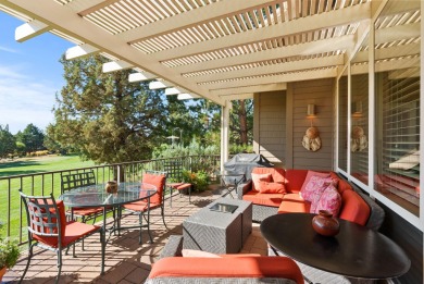 Custom single-level home located on a private gated cul-de-sac on Eagle Crest Golf Resort - Resort Course in Oregon - for sale on GolfHomes.com, golf home, golf lot