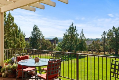 Custom single-level home located on a private gated cul-de-sac on Eagle Crest Golf Resort - Resort Course in Oregon - for sale on GolfHomes.com, golf home, golf lot