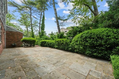 HAMPTONS LIVING WITHOUT THE TRAFFIC  520 CHAUNCEY LANE -LAWRENCE on Rockaway Hunting Club in New York - for sale on GolfHomes.com, golf home, golf lot