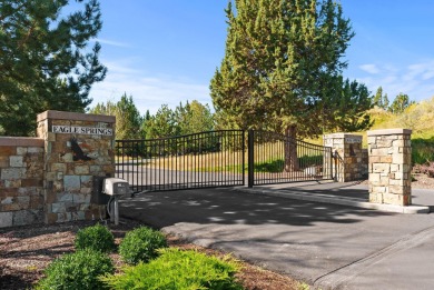 Custom single-level home located on a private gated cul-de-sac on Eagle Crest Golf Resort - Resort Course in Oregon - for sale on GolfHomes.com, golf home, golf lot