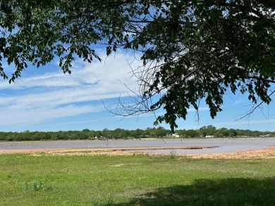 WATERFRONT ESTATE  1.2 Acres, 5 Bedroom, 3.5 Bathrooms on on Nocona Hills Golf Course in Texas - for sale on GolfHomes.com, golf home, golf lot