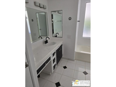 Come see this 2bed/2bath 1440 sq ft home with an open, easy flow on Date Palm Country Club in California - for sale on GolfHomes.com, golf home, golf lot