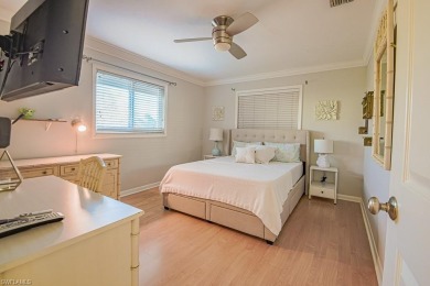 Available NOW! Welcome to this charming 3-bedroom, 2-bath on Hibiscus Golf Club in Florida - for sale on GolfHomes.com, golf home, golf lot