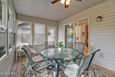 Lovely, well maintained golf front home offering 3 bedrooms & 2 on Heatherhurst Golf Course in Tennessee - for sale on GolfHomes.com, golf home, golf lot