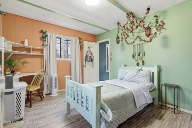 Great renovation opportunity in The Hideout! This 3-bedroom on The Hideout Golf in Pennsylvania - for sale on GolfHomes.com, golf home, golf lot