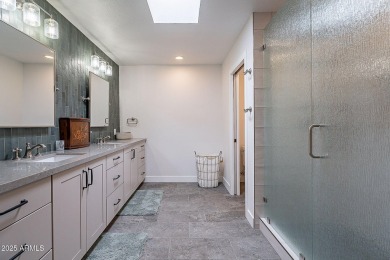 PRICE REDUCED to move fast - This beautiful Alameda model has on Sun Lakes Country Club in Arizona - for sale on GolfHomes.com, golf home, golf lot