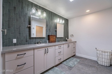 PRICE REDUCED to move fast - This beautiful Alameda model has on Sun Lakes Country Club in Arizona - for sale on GolfHomes.com, golf home, golf lot