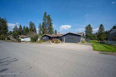 STUNNING 4BD/3BA, 3,524 SQ FT HOME ON PINEHURST GOLF COURSE WITH on The Pinehurst Golf Course in Idaho - for sale on GolfHomes.com, golf home, golf lot
