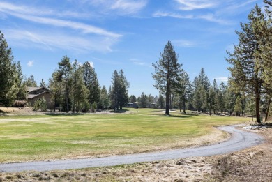 Cozy and welcoming, this 3-bed, 2-bath home sits tucked back on Sunriver Woodlands Golf Course in Oregon - for sale on GolfHomes.com, golf home, golf lot