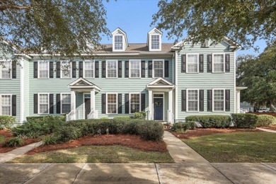 Discover the perfect blend of community and convenience in this on Southwood Golf Club in Florida - for sale on GolfHomes.com, golf home, golf lot