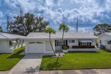 Under contract-accepting backup offers. Welcome to The Mainlands on Mainlands Golf Club in Florida - for sale on GolfHomes.com, golf home, golf lot