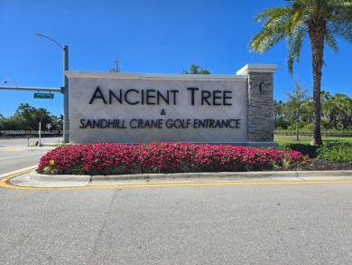 **REDUCED TO SELL**
This 4-bedroom, 3-bathroom home, plus 2 dens on Palm Beach Gardens Golf Course in Florida - for sale on GolfHomes.com, golf home, golf lot