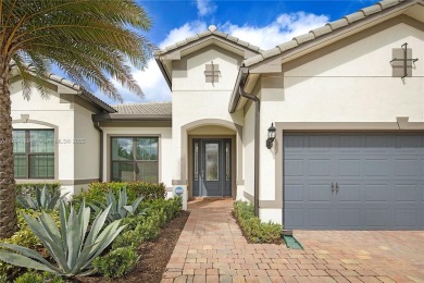 **REDUCED TO SELL**
This 4-bedroom, 3-bathroom home, plus 2 dens on Palm Beach Gardens Golf Course in Florida - for sale on GolfHomes.com, golf home, golf lot