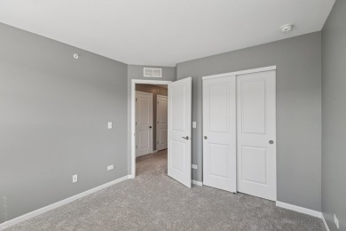 Welcome to this beautifully upgraded 3-bedroom, 3-story corner on Seven Bridges Golf Club in Illinois - for sale on GolfHomes.com, golf home, golf lot