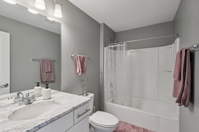 Welcome to this beautifully upgraded 3-bedroom, 3-story corner on Seven Bridges Golf Club in Illinois - for sale on GolfHomes.com, golf home, golf lot