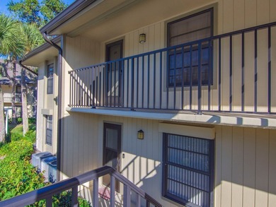 Bringing you the Florida lifestyle in this turnkey 2-bd/2ba unit on Vista Plantation Golf Club in Florida - for sale on GolfHomes.com, golf home, golf lot