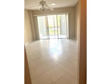 Spacious 2bd, 2bth unit available in Poinciana! This on Poinciana Golf Club in Florida - for sale on GolfHomes.com, golf home, golf lot
