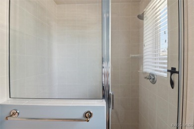 Vacant and move in ready: Meticulously Maintained Home in on Black Diamond Ranch Golf Course in Florida - for sale on GolfHomes.com, golf home, golf lot