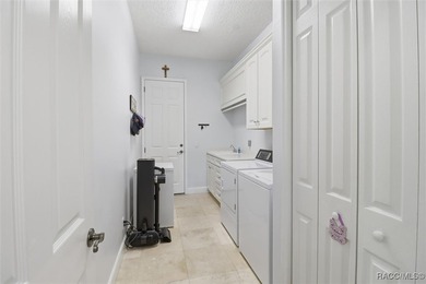 Vacant and move in ready: Meticulously Maintained Home in on Black Diamond Ranch Golf Course in Florida - for sale on GolfHomes.com, golf home, golf lot