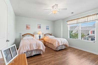 Here's your chance to own this fully furnished 3 bedroom, 2.5 on Carolina Shores Golf Course in North Carolina - for sale on GolfHomes.com, golf home, golf lot