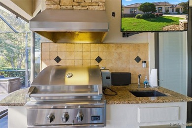 Vacant and move in ready: Meticulously Maintained Home in on Black Diamond Ranch Golf Course in Florida - for sale on GolfHomes.com, golf home, golf lot