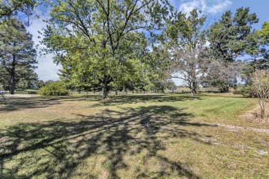 This original owner home offers a private backyard where you can on Hankerd Hills Golf Course in Michigan - for sale on GolfHomes.com, golf home, golf lot