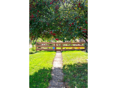 Welcome home to this impeccably maintained & updated 3 bedroom on Odana Hills Golf Course in Wisconsin - for sale on GolfHomes.com, golf home, golf lot