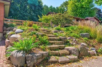Welcome home to this impeccably maintained & updated 3 bedroom on Odana Hills Golf Course in Wisconsin - for sale on GolfHomes.com, golf home, golf lot