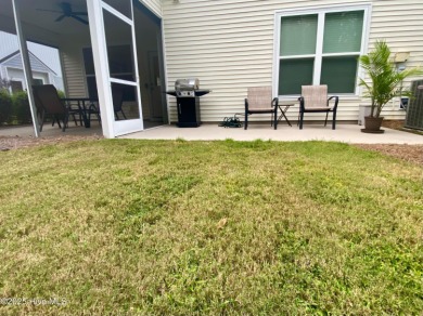 Here's your chance to own this fully furnished 3 bedroom, 2.5 on Carolina Shores Golf Course in North Carolina - for sale on GolfHomes.com, golf home, golf lot