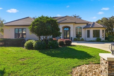 Vacant and move in ready: Meticulously Maintained Home in on Black Diamond Ranch Golf Course in Florida - for sale on GolfHomes.com, golf home, golf lot