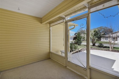 Lovely 3 bedroom 2 bath with an oversized 2 car garage w/golf on Pennbrooke Fairways in Florida - for sale on GolfHomes.com, golf home, golf lot