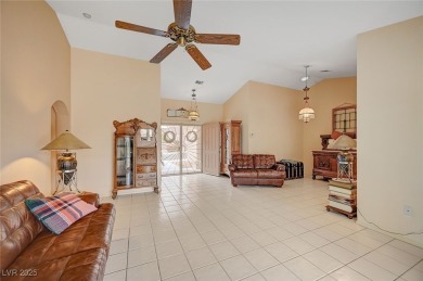 Charming single story home in the resort-style 55+ community of on Highland Falls Golf Club in Nevada - for sale on GolfHomes.com, golf home, golf lot