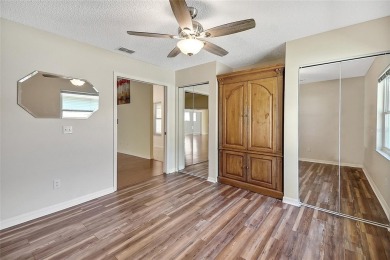 Lovely 3 bedroom 2 bath with an oversized 2 car garage w/golf on Pennbrooke Fairways in Florida - for sale on GolfHomes.com, golf home, golf lot