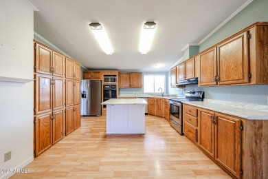 Welcome Home!
This 3-bedroom, 2-bath split floor plan offers on Paradise Peak Golf Course in Arizona - for sale on GolfHomes.com, golf home, golf lot