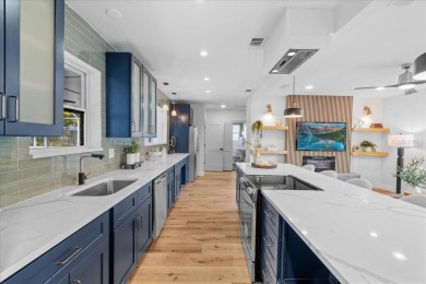 Live the resort lifestyle in this stunning, high-end renovated on The Renaisssance Vinoy Golf Club in Florida - for sale on GolfHomes.com, golf home, golf lot