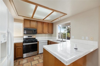 Enjoy resort-style living in this charming 2 bedroom, 2.5 on California Oaks Golf Course in California - for sale on GolfHomes.com, golf home, golf lot