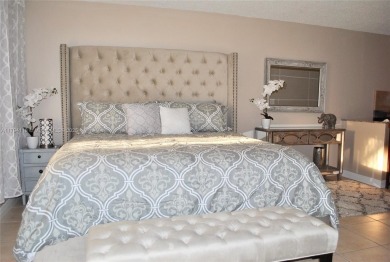 Beautiful one bedroom condo in the Racquet club at Deer Creek on Deer Creek Golf Club in Florida - for sale on GolfHomes.com, golf home, golf lot