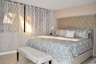 Beautiful one bedroom condo in the Racquet club at Deer Creek on Deer Creek Golf Club in Florida - for sale on GolfHomes.com, golf home, golf lot