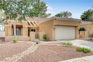 Charming 2-bed, 2-bath single-story patio home with 1196 SF in on Highland Falls Golf Club in Nevada - for sale on GolfHomes.com, golf home, golf lot